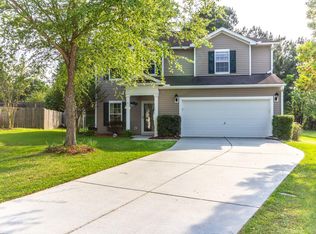 105 Kestrel Dr, Summerville, SC 29485