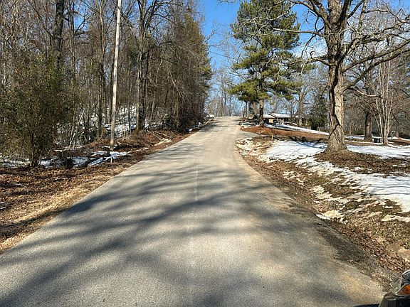 4th image of 175 Brewer Hill Rd