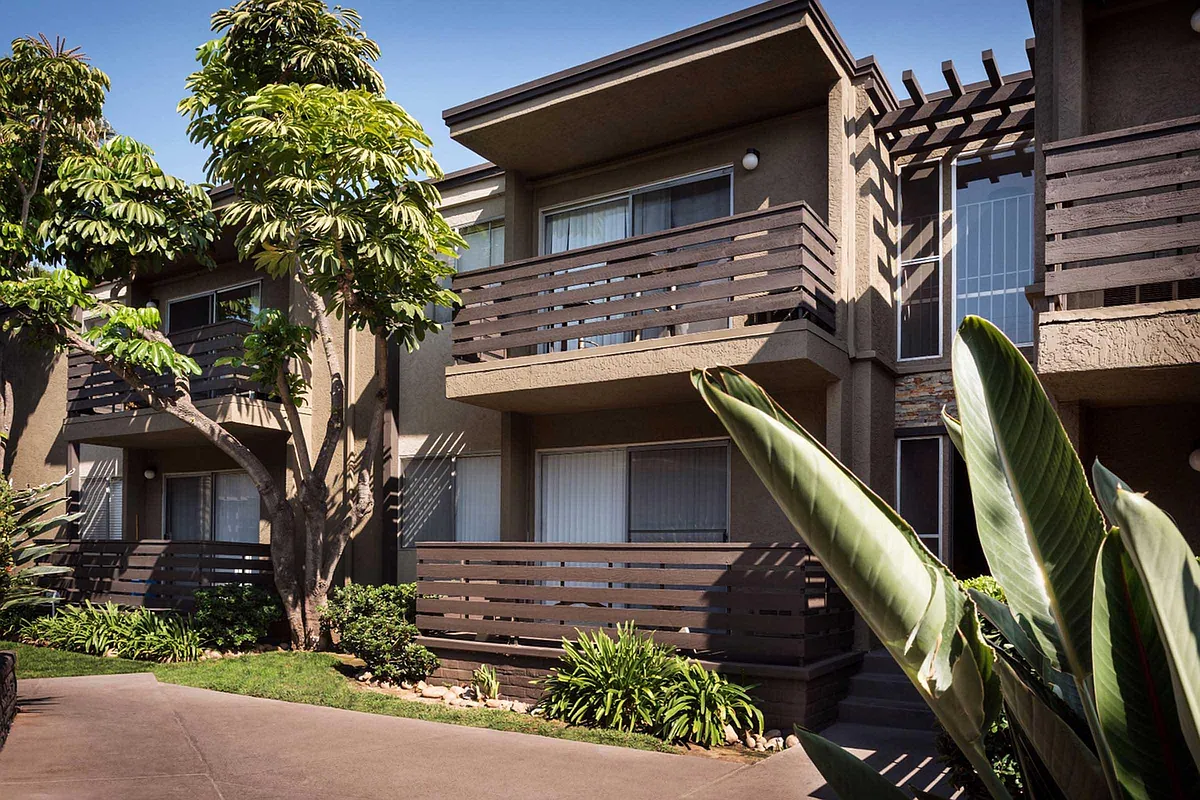 Building Photo - Elan Avante Apartments