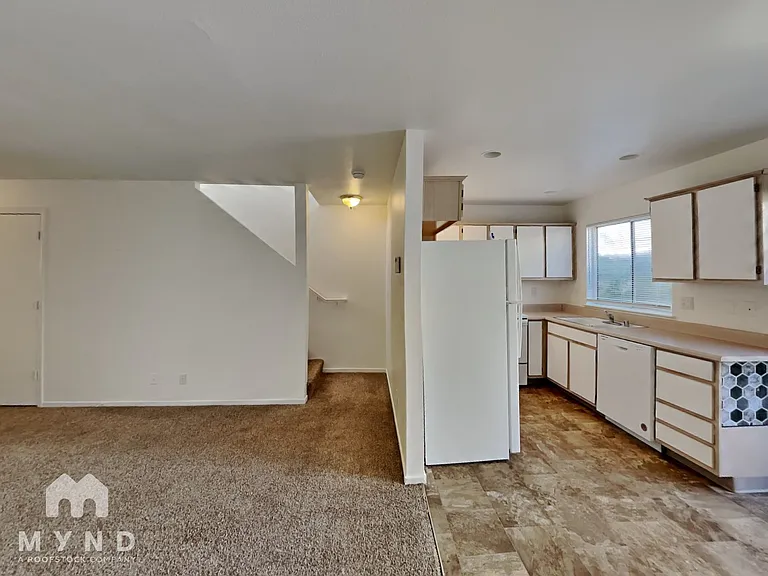 506 Northgate Dr #C — Photo 4