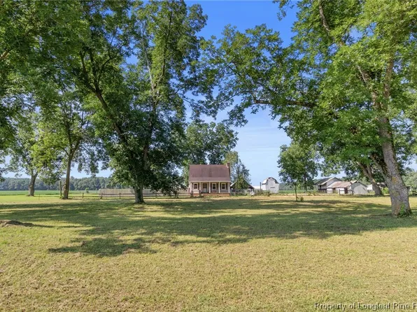 1999 McEachern Farm Rd, Red Springs, NC 28377