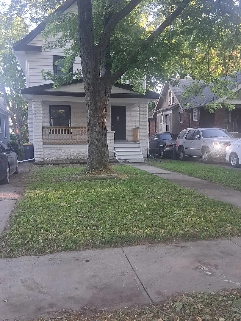 3215 East 28th Street - 2 — Photo 1