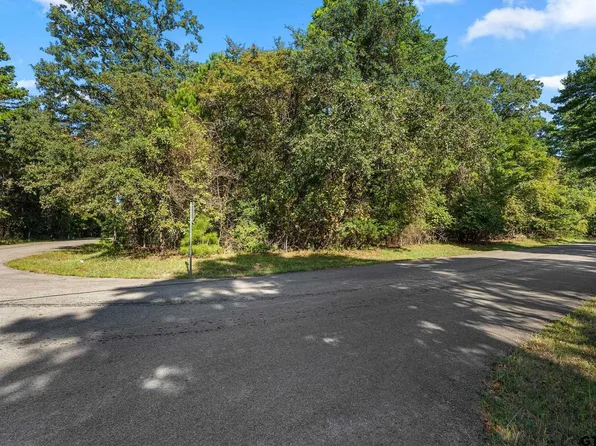 15330 Lakeside Dr, Tyler, TX 75707