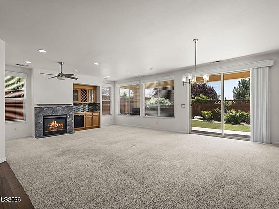 3rd image of 2209 Avella Dr