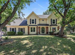 11405 Linden St, Leawood, KS 66211