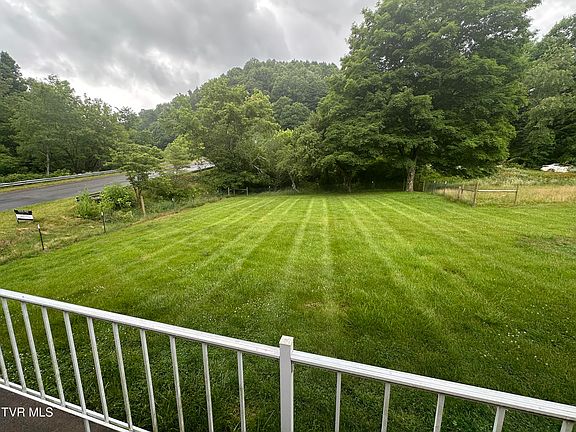 2nd image of 73 Fork Ridge Rd