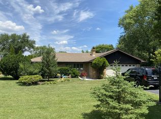 16W320 94th St, Burr Ridge, IL 60527