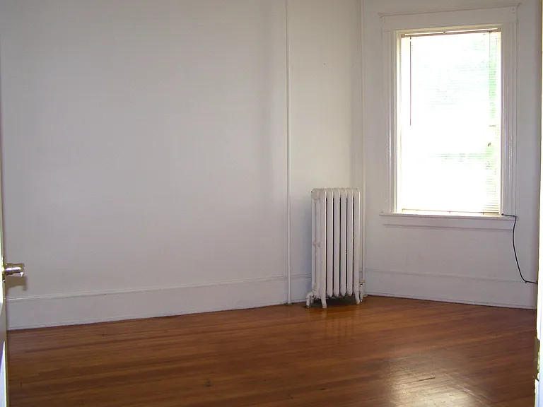 4 Delafield St #1A — Photo 6