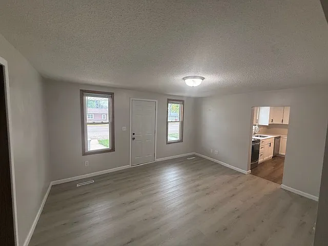 400 S Main St #1 — Photo 13