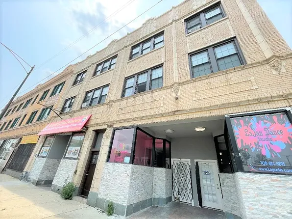 8246 S Racine Ave #2D, Chicago, IL 60620