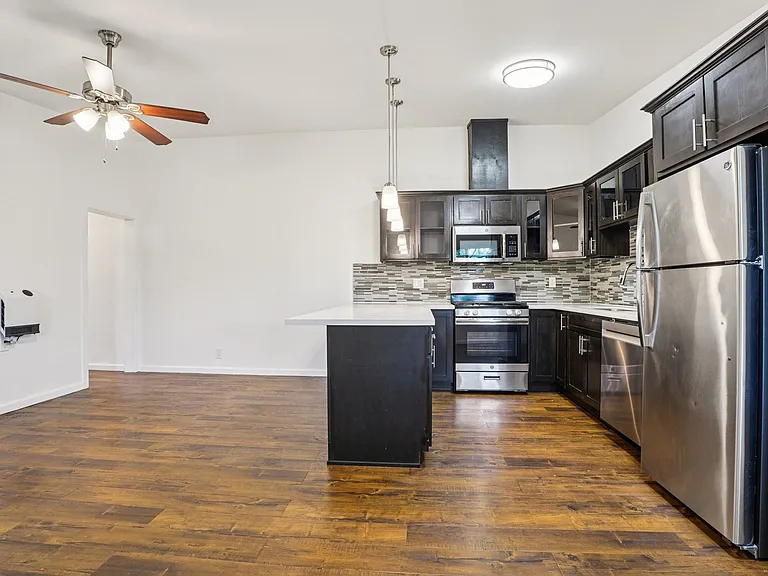2675 Arlington Ave & 3105 W 27th St — Photo 32