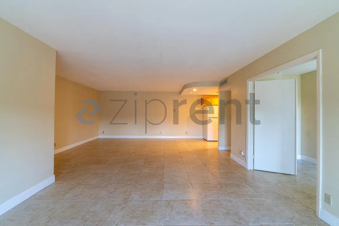 3 bed, 1468 sqft, $2,800 — Photo 4