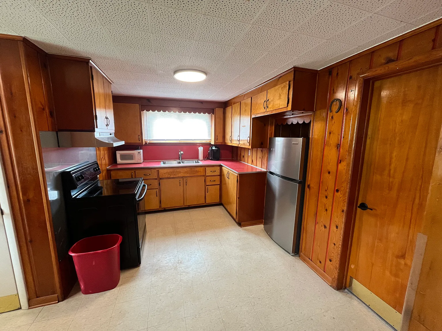 2 bed, 600 sqft, $900 — Photo 2