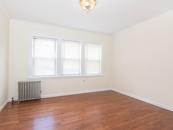 5th image of 2131 29th Ave #1