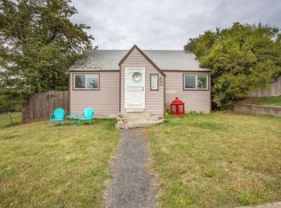 527 N Sheridan St, Tekoa, WA 99033