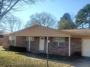 503 N McCoy Blvd, New Boston, TX 75570