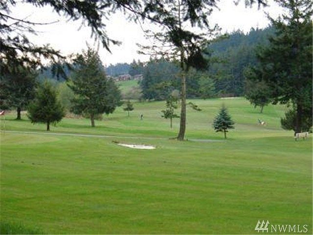 2nd image of 1 Fairway Ln