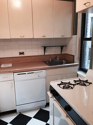 Sold by Classic Marketing- 530 Park1 | media 13