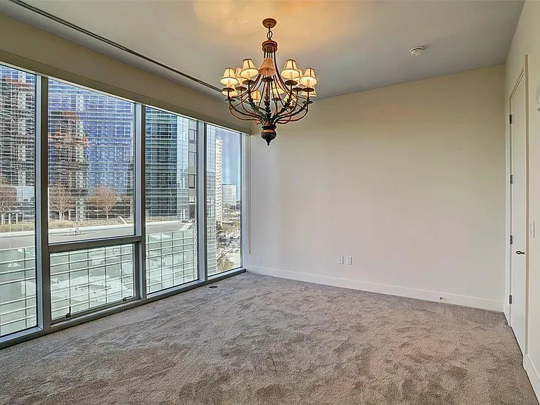 1600 Post Oak Blvd #904 — Photo 12