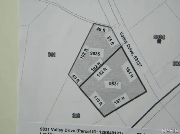 9831 Valley Dr, Saint Louis, MO 63137