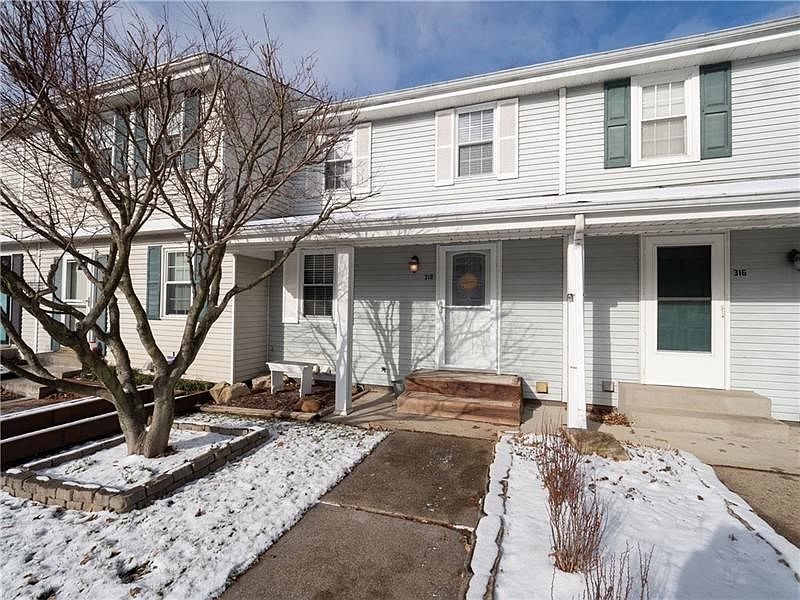 Welcome to 318 Parkwood Drive!