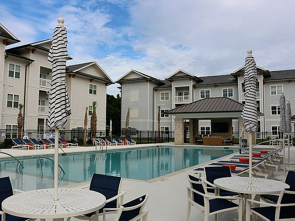 Pool 1