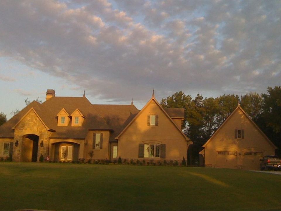22022 S. Countryside Dr.