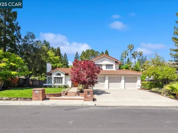 97 Woodranch Cir, Danville, CA 94506
