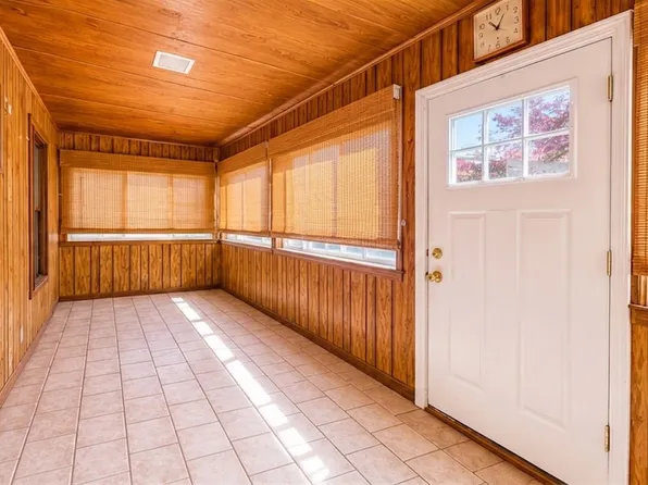 67 Windsor Rd, Medford, MA 02155
