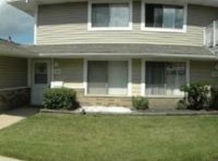 1367 Fremont Dr, Hanover Park, IL 60133