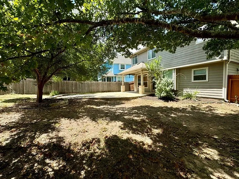 8301 Winterstein Dr — Photo 25