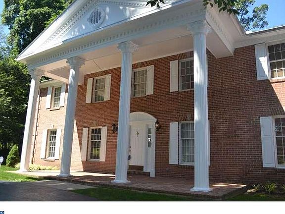 3rd image of 101 Hockessin Valley Falls Dr