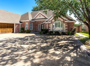 3900 Falls Creek Dr, Longview, TX 75605