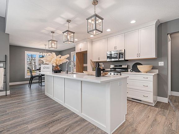 5th image of 58583 Sheena Ln