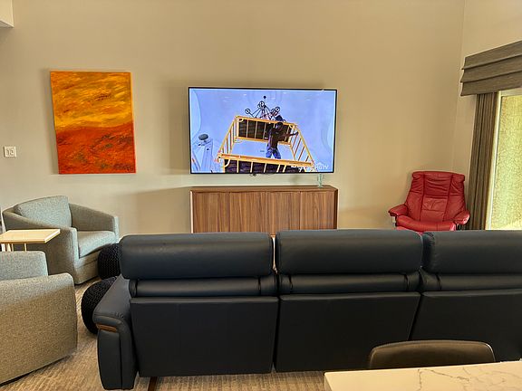 4th image of 5137 N 79th Pl
