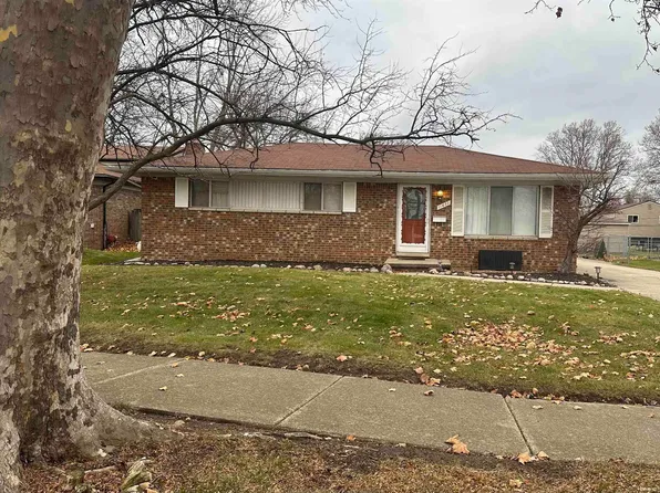 11623 Ebony Ct, Sterling Heights, MI 48312