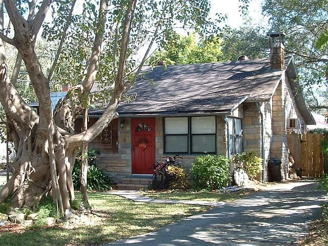 1st image of 7202 S De Soto St