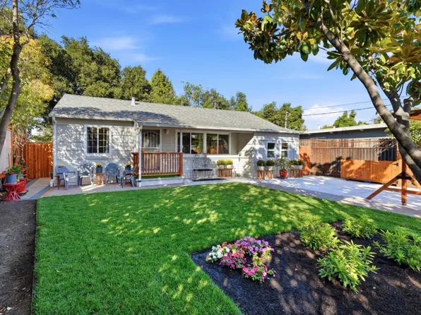 215 Newbridge St, Menlo Park, CA 94025