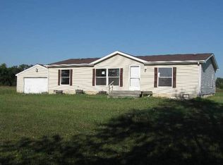 7590 N 725 E, Howe, IN 46746