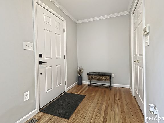 4th image of 20 Wallace Street