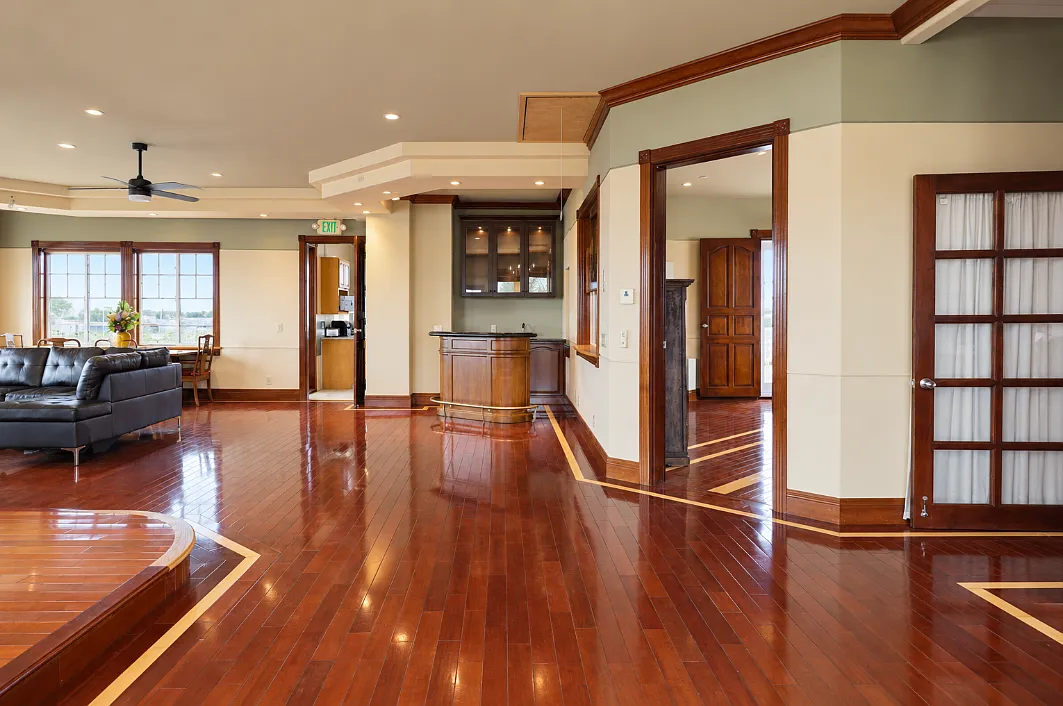 1 bed, 1798 sqft, $3,350 — Photo 3