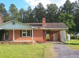 5389 Cade Rd, Cades, SC 29518