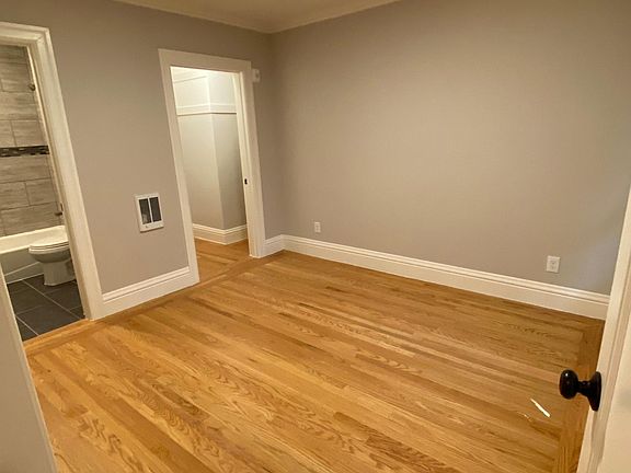 5th image of 1372 Pine St #2