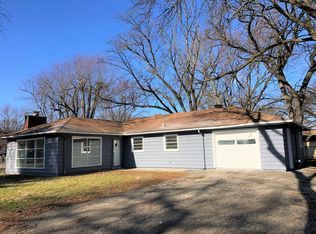 351 Colorado Ave, Aurora, IL 60506