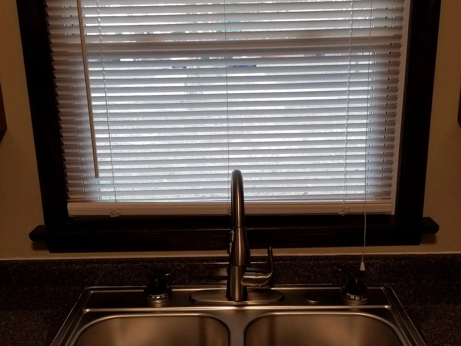 2 bed, 880 sqft, $1,600 — Photo 4