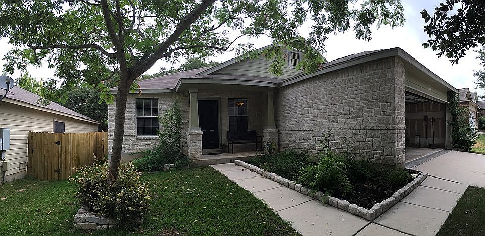 1st image of 117 Wistoria Ct