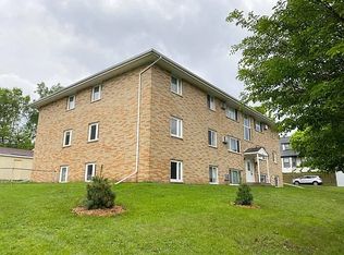 1060 3rd St E #2C6E278A5, Saint Paul, MN 55106