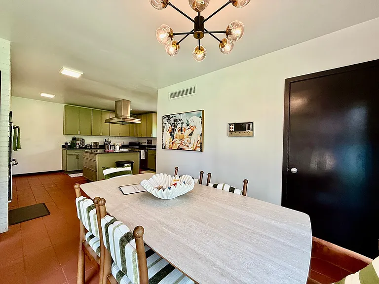 527 Valewood Ln — Photo 22