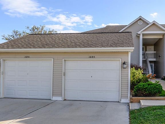 2nd image of 1693 Weatherstone Dr