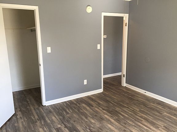 2nd image of 3412 Green Briar Cir